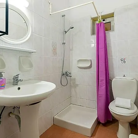 Hotell Ni-mar &